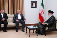 دیدار رهبر انقلاب با رئیس دفتر سیاسی حماس