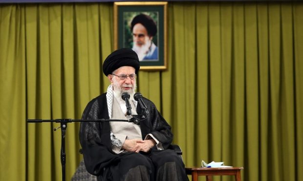 رهبر انقلاب: ملاک اصلی داوری فعالیت دستگاه‌ها، نتیجه و محصول نهایی است