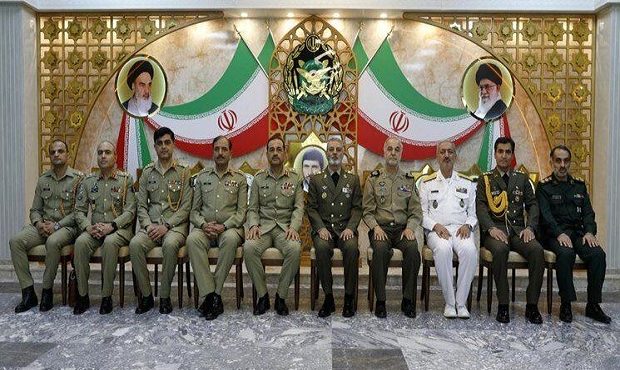 دیدار فرمانده ارتش پاکستان با سرلشکر موسوی