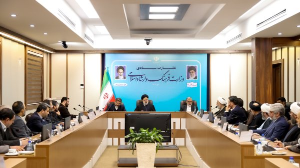 تاکید رئیس جمهور بر صیانت از آزادی اندیشه، قلم و بیان به عنوان بزرگترین دستاورد جمهوری اسلامی ایران