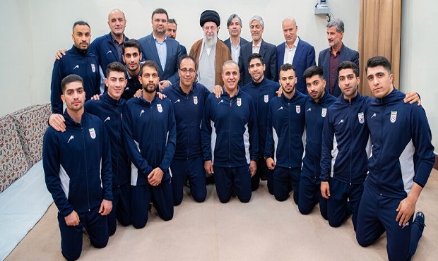 دیدار اعضای تیم ملی فوتسال با رهبر انقلاب
