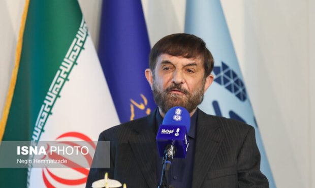 نباید در مجموعه‌های مردمی و نخبه پرور دچار بروکراسی شویم