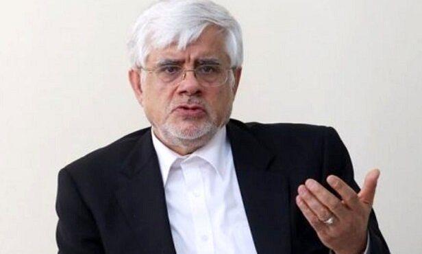 عارف: در به کارگیری جوانان و زنان در دولت کوتاه نخواهم آمد