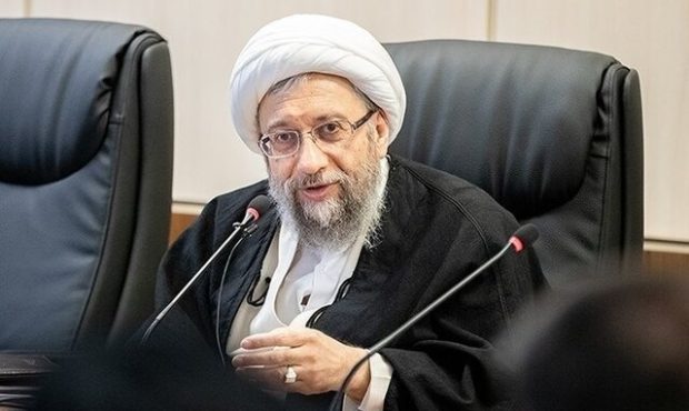 آیت‌الله آملی لاریجانی: صهیونیست‌ها ماجراجویی کنند پاسخ قاطع‌تری خواهند گرفت