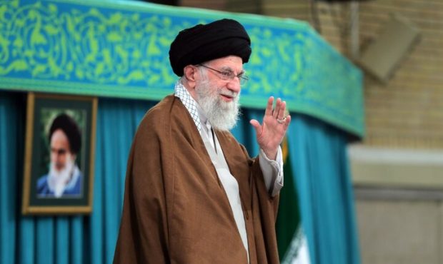 صبح فردا؛ پخش زنده سخنرانی رهبر انقلاب در دیدار بسیجیان