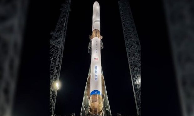 موشک «نیو گلن» در آستانه نخستین پرتاب