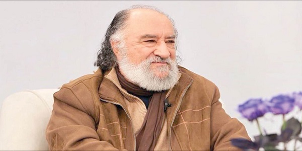 داریوش ارجمند: در سینمای ما بشکن و بالا بنداز مد شده است داریوش ارجمند: در سینمای ما بشکن و بالا بنداز مد شده است
