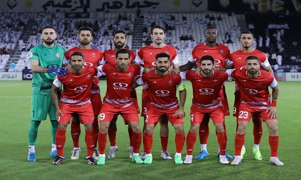 پرسپولیس لباس پیروزی به تن کرد