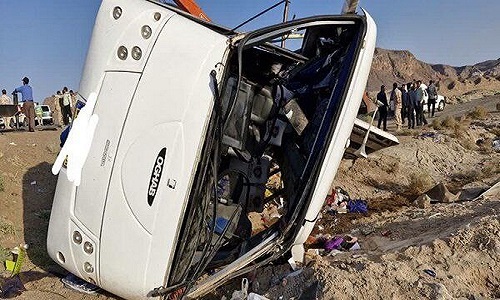 در پی انحراف اتوبوس هرمزگان ۹ مصدوم و ۴۳ حادثه دیده
