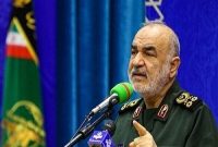 سرلشکر سلامی: از امنیت و استقلال کشور قاطعانه حفاظت می‌کنیم