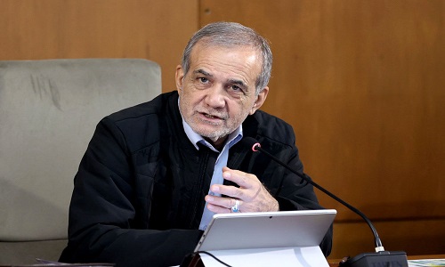 پزشکیان در دیدار مدیران اطلاعاتی: کارکرد مسئولان بررسی شود