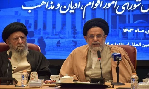 به‌کارگیری نخبگان اقوام و مذاهب، رویکرد دولت چهاردهم است
