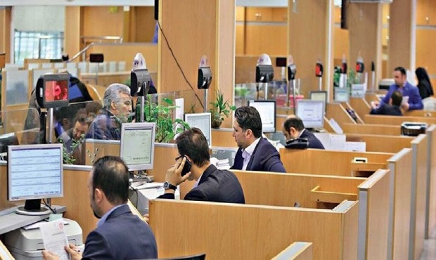 تمام بانک‌ها فردا ۱۴ فروردین باز هستند