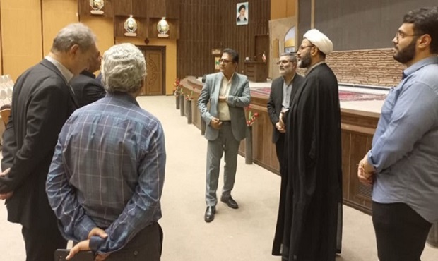 بازدید سرپرست دفتر نظارت سازمان سینمایی از سینماهای قم