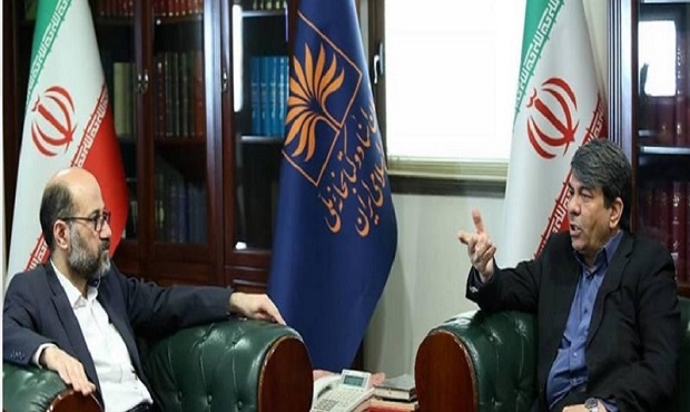 برداشتن گام های اساسی در حفظ میراث مکتوب کرمان ، نیازمند همگرایی سازمان اسناد و استانداری است