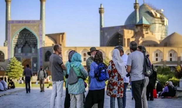 «توریست‌کارت»؛دروازه پرداخت ریالی برای گردشگران خارجی در ایران