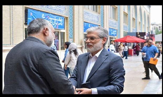 پیشنهاد وزیر علوم برای برگزاری نشست روسای دانشگاه‌های ایران و چین