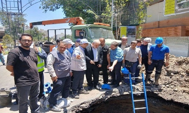 بازید وزیر نیرو از محل حادثه خطوط آبرسانی شمال تهران