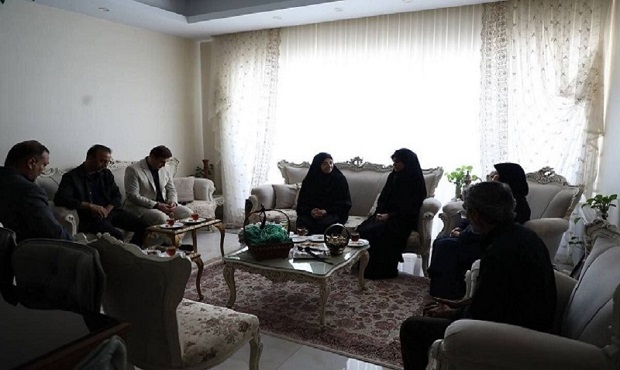 دیدار رئیس سازمان حفاظت محیط‌زیست با خانواده شهید مجتبی رضیئی