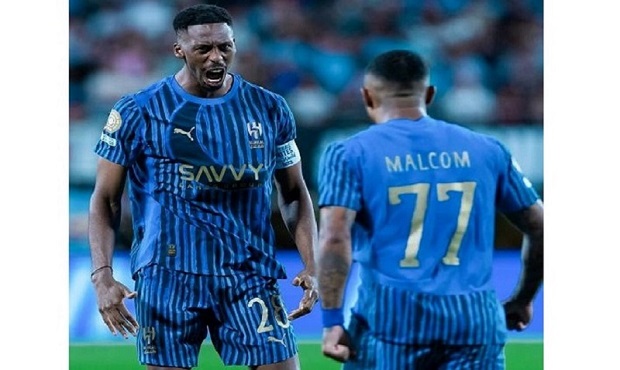 الهلال در بازی پرگل منچستر سیتی را شکست داد