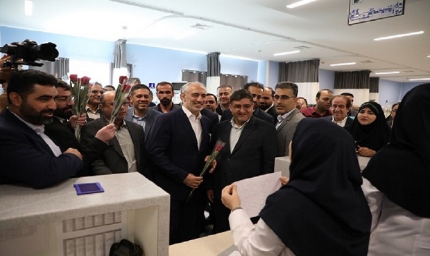 بازدید رئیس سازمان برنامه و بودجه کشور از بخش الحاقی بیمارستان هاجر شهرکرد