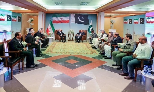 دکتر پزشکیان: مسلمانان توان علمی، صنعتی و کشاورزی خود را با یکدیگر به اشتراک بگذارند