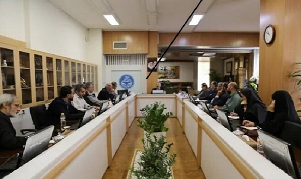 وجود حدود ۹۰۰ نفر نیروی کارشناس مازاد در دانشگاه تهران وجود حدود ۹۰۰ نفر نیروی کارشناس مازاد در دانشگاه تهران