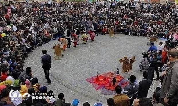 مریوان؛شهر تئاتر خیابانی ایران / جایی که تئاتر تبدیل به یک مطالبه اجتماعی شده است مریوان؛شهر تئاتر خیابانی ایران / جایی که تئاتر تبدیل به یک مطالبه اجتماعی شده است