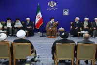 بیانات رهبر انقلاب در دیدار دست‌اندرکاران کنگره بین‌المللی میرزای نائینی منتشر شد