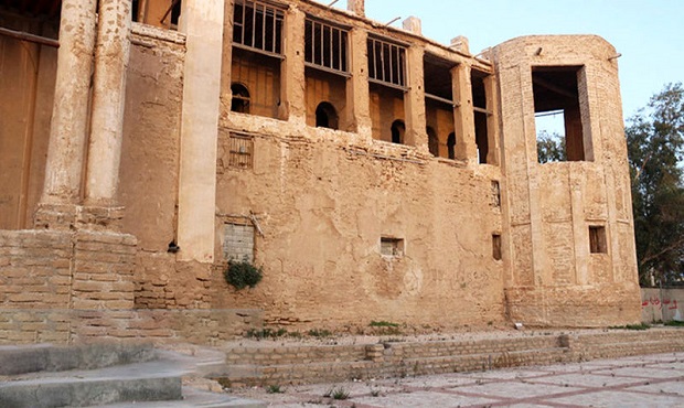 عمارت ملک؛ نگین خفته بر ساحل نیلگون خلیج فارس