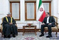 تسلیم رونوشت استوارنامه سفیر جدید سلطنت عمان به وزیر امور خارجه کشورمان