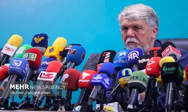 وزیر ارشاد: بودجه تئاتر هرساله کم نمیشود؛ پیگیری پرونده هنرمندان وزیر ارشاد: بودجه تئاتر هرساله کم نمیشود؛ پیگیری پرونده هنرمندان