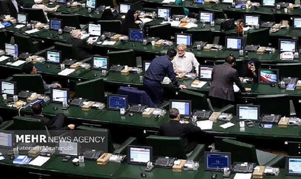 ۵۰ نماینده مجلس خواستار اجرای قانون جوانی جمعیت شدند