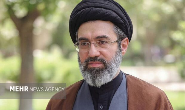 بیعت ۳۲۵۹ نفر از زنان و دختران دانشگاه آزاد اسلامی با رهبر انقلاب