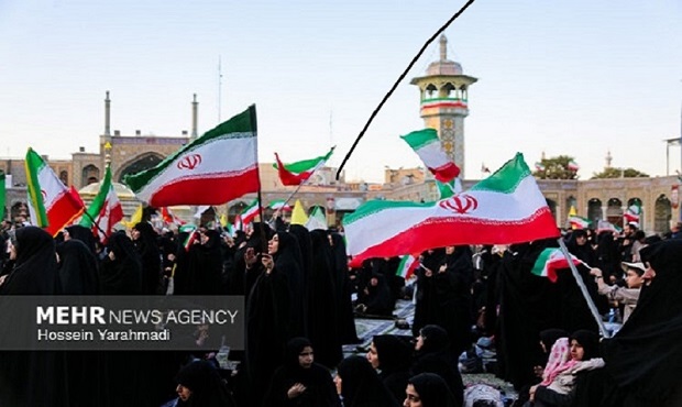 برگزاری اجتماع دانشجویی دختران ایران در حرم حضرت معصومه (س)