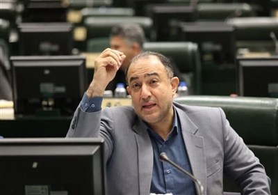 دولت به وعده‌هایش در خصوص نیروهای شرکتی عمل کند