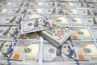 فروش ۱۰۰۰ دلار اسکناس ارز در ۳ شعبه بانک از امروز آغاز شد