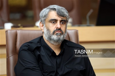 رئیس مرکز ارتباطات مجلس به جنجال‌های نشست اقتصادی بغداد واکنش نشان داد