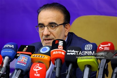 رئیس نظام پزشکی: از پزشکیان درخواست تصمیمات بزرگ و شجاعانه داریم