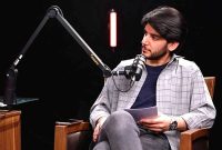 نرخ کنونی دلار بی‌اساس است؛ مشکل از مدیریت ناشی می‌شود