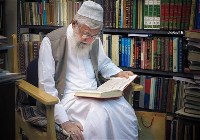 از فروغ تا شاملو؛ شهید رهبر، شعر را از سیاست جدا می‌کرد