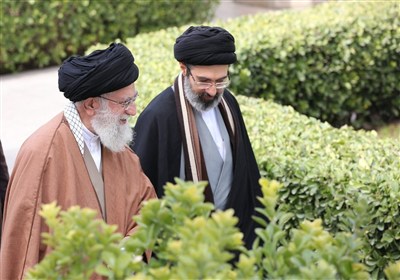 آیت‌الله سید مجتبی خامنه‌ای: معجزه‌ای نوین در دنیای اسلام