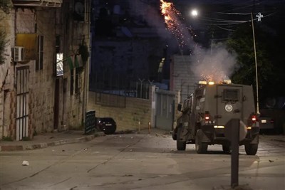 حملات وسیع صهیونیست‌ها به کرانه باختری و دستگیری فلسطینیان