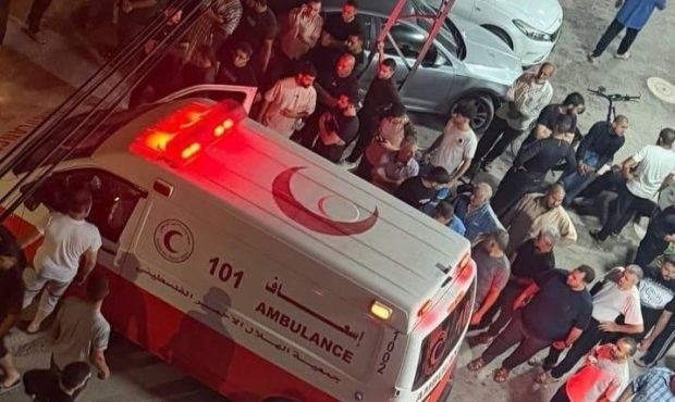 حملات وحشیانه شهرک‌نشینان به کرانه باختری؛ ۴ فلسطینی شهید و زخمی شدند