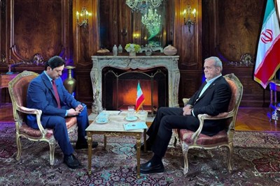 تنگه هرمز: زورگویی راه‌حل نیست