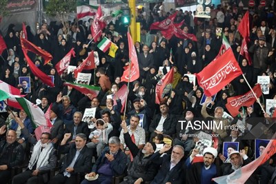 جریان دانشجویی و استادان، پیشتاز تجمعات میادین شده‌اند