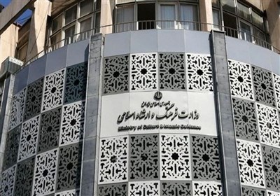 تشکیل شورای عالی هنر و ادبیات برای ارتقاء فرهنگ کشور