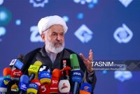 جنایات دشمن را در جنگ روایت به جهانیان منتقل کنیم