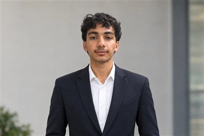 “۲۰ روز درس خواندن را به خاطر جنگ کنار گذاشتم”