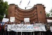 حمایت دانشجویان علوم پزشکی از جوانان فرانسه